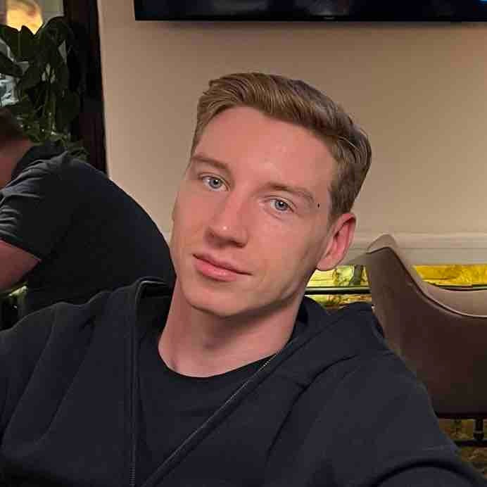 Илья Соловьев