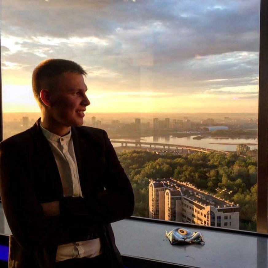 Егор Попов