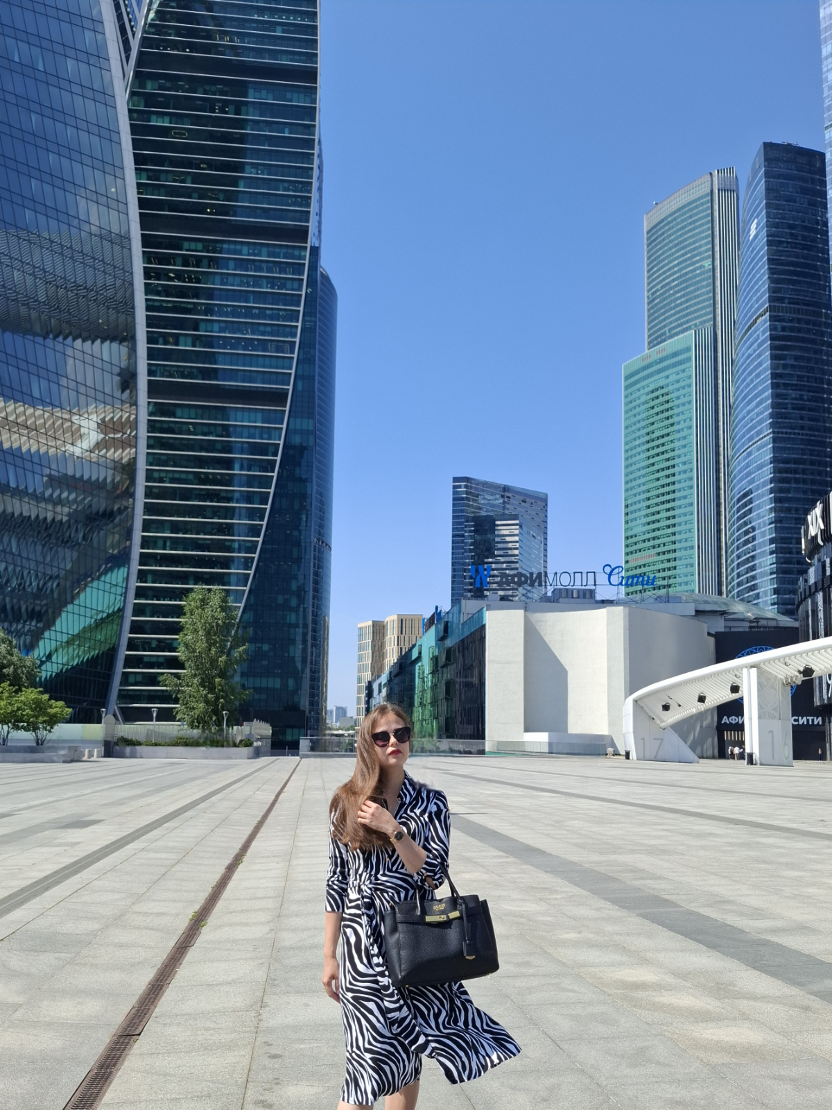 2 в 1
потерпевший + подсудимый | Сетка — социальная сеть от hh.ru
