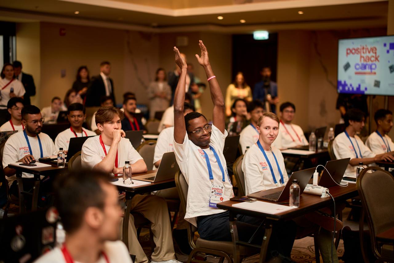 Positive Hack Camp: Москва формирует цифровое будущее
Москва становится точкой притяжения для тех, кто меняет правила игры в кибербезопасности | Сетка — социальная сеть от hh.ru