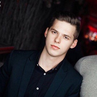 Александр Аксёнов