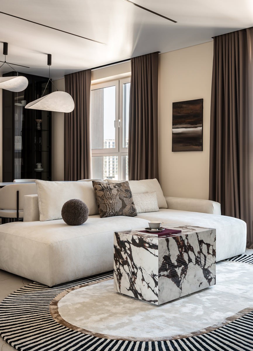 Интерьер без компромиссов между заказчиком и дизайнером: в свою квартиру в Минске Дарья Марченко добавила много «необычного», на что ее клиенты обычно не соглашаются. Смотрите на сайте wajournal | Сетка — социальная сеть от hh.ru