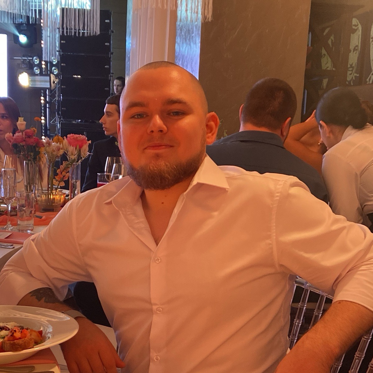 Дмитрий Айтов