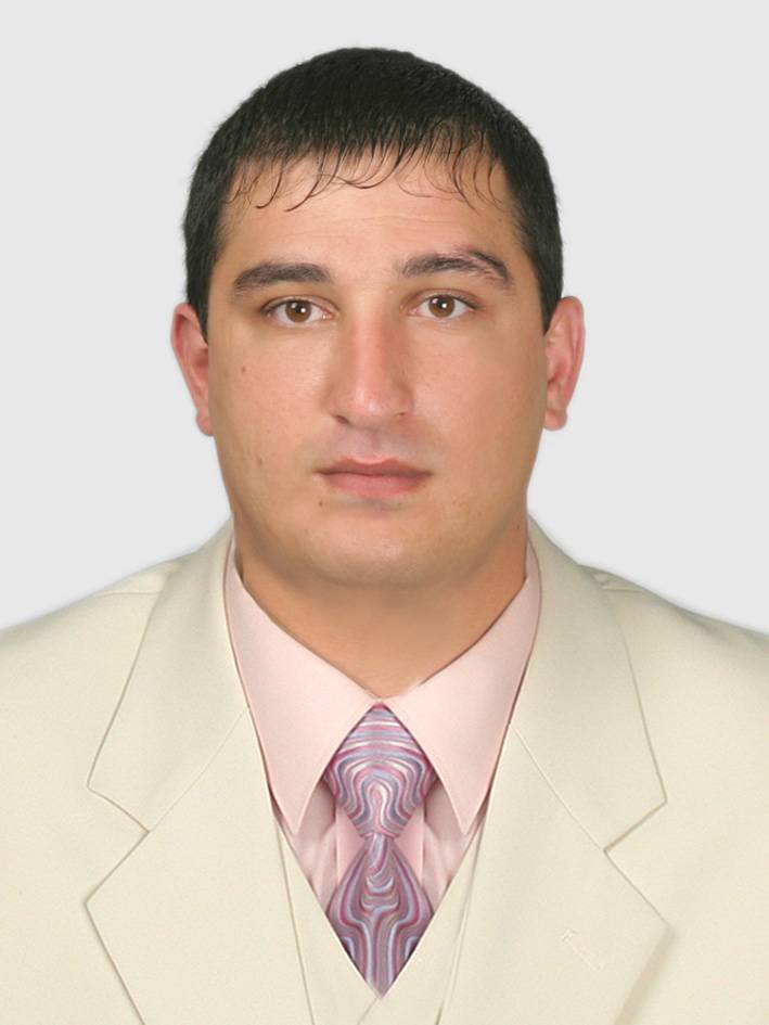 Камиль Абдулгапаров