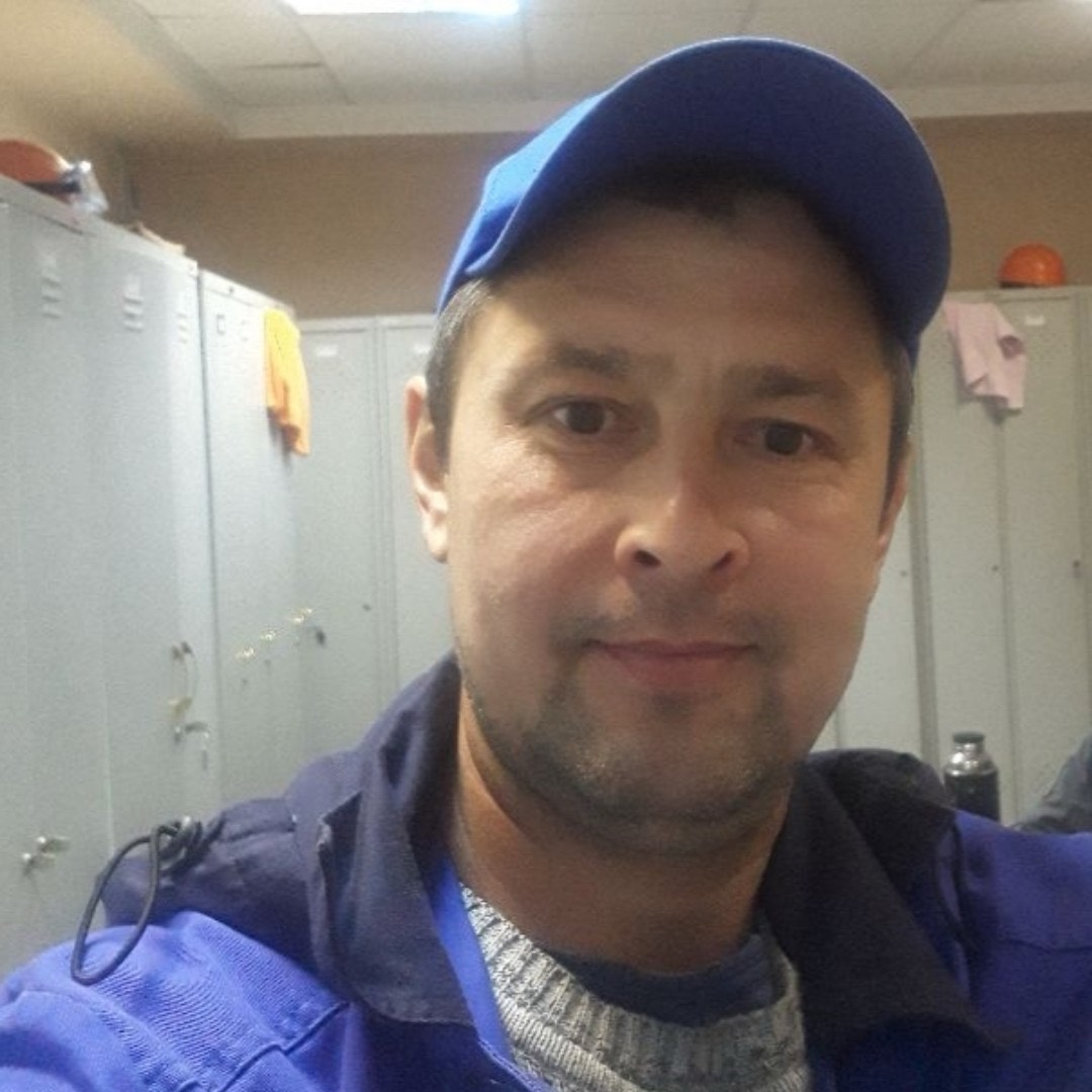 Алмаз Садриев