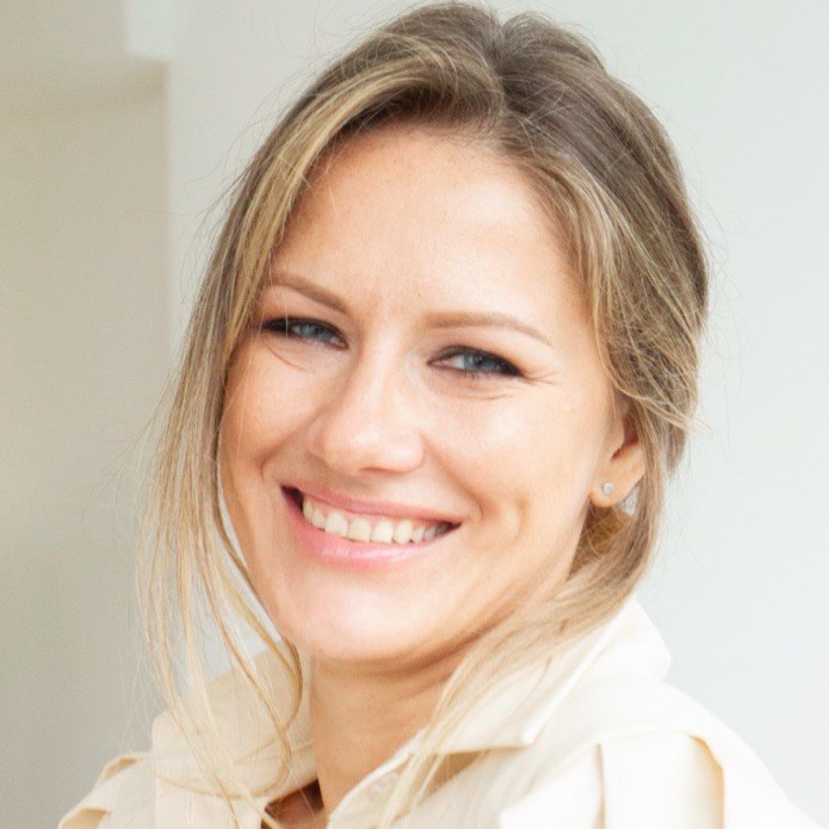 Александра Ларина | Сетка — социальная сеть от hh.ru