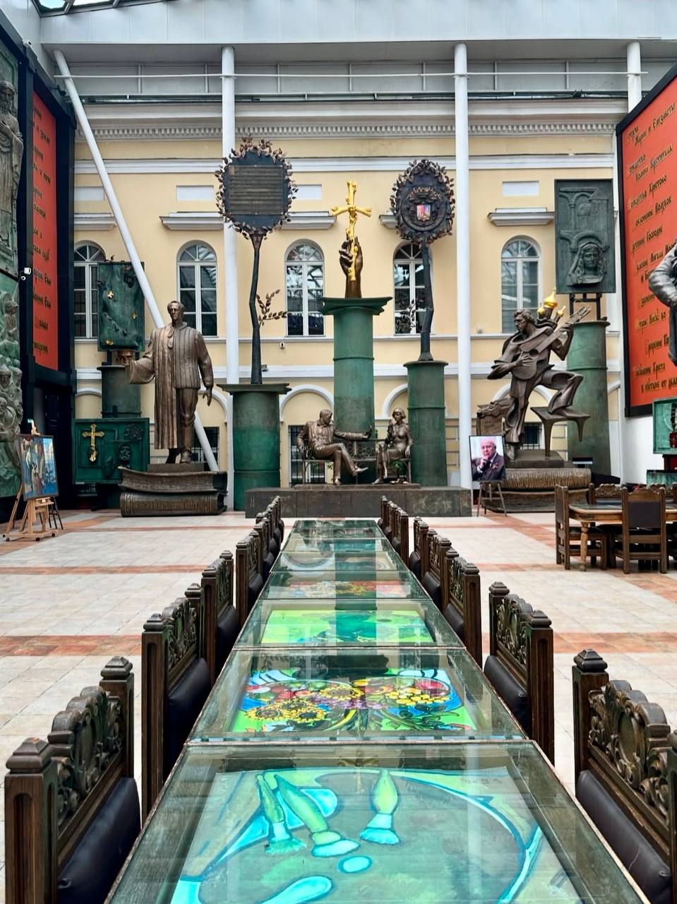🏛Бесплатное посещение галереи искусств Зураба Церетели
30 июля 12:00-20:00
На территории выставочного комплекса гости смогут увидеть около 50 залов общей площадью 10 000 квадратных метров, а также огр... | Сетка — социальная сеть от hh.ru