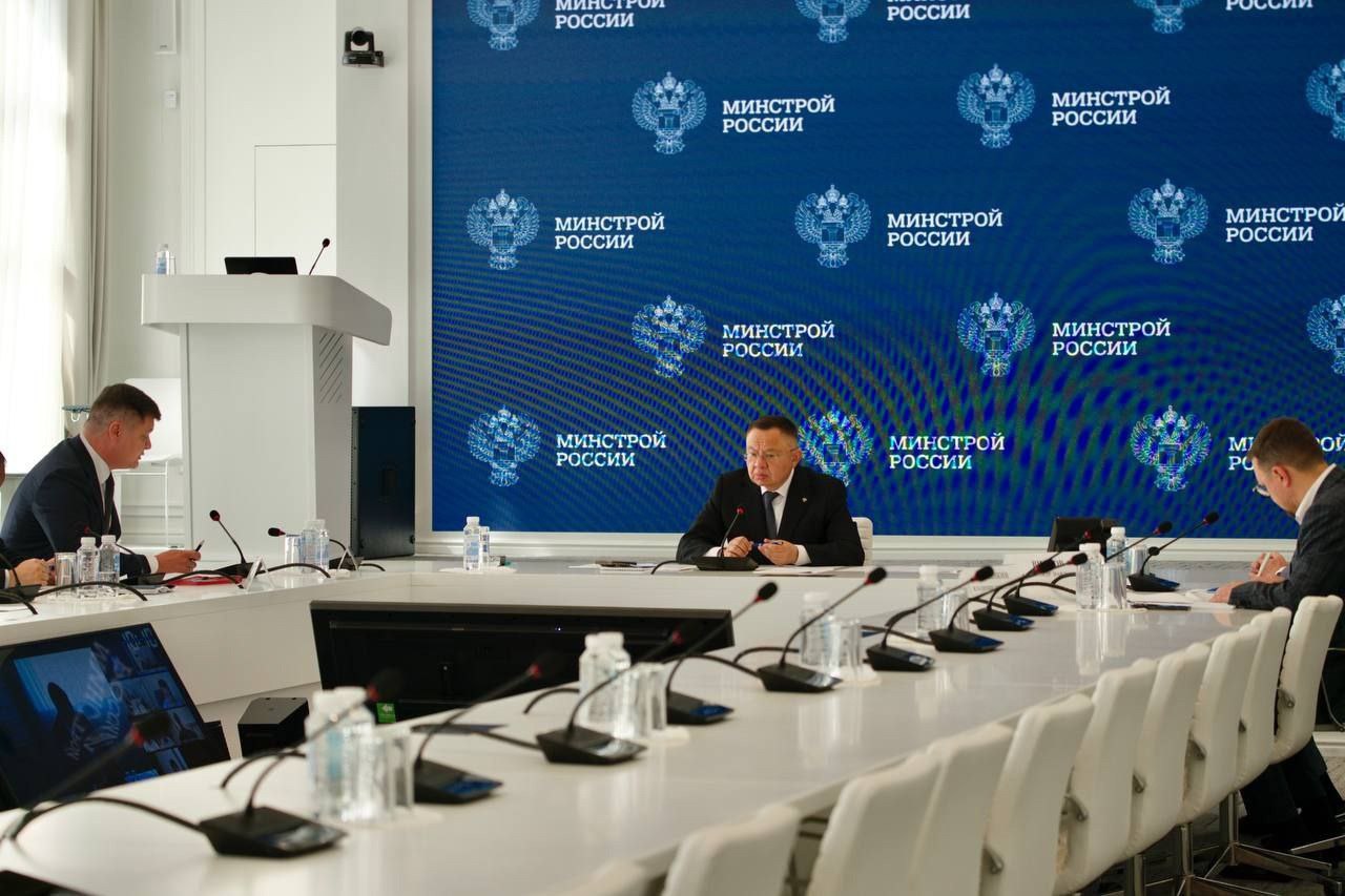 Глава Минстроя России Ирек Файзуллин провел заседание межведомственной рабочей группы по реализации мероприятий по объекту капитального строительства «ФГБУК «Академический Малый драматический театр – ... | Сетка — социальная сеть от hh.ru