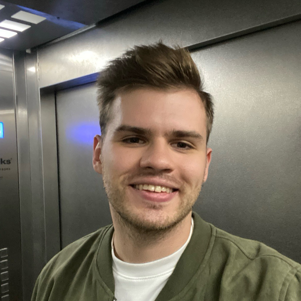 Даниил Ежов | Сетка — социальная сеть от hh.ru