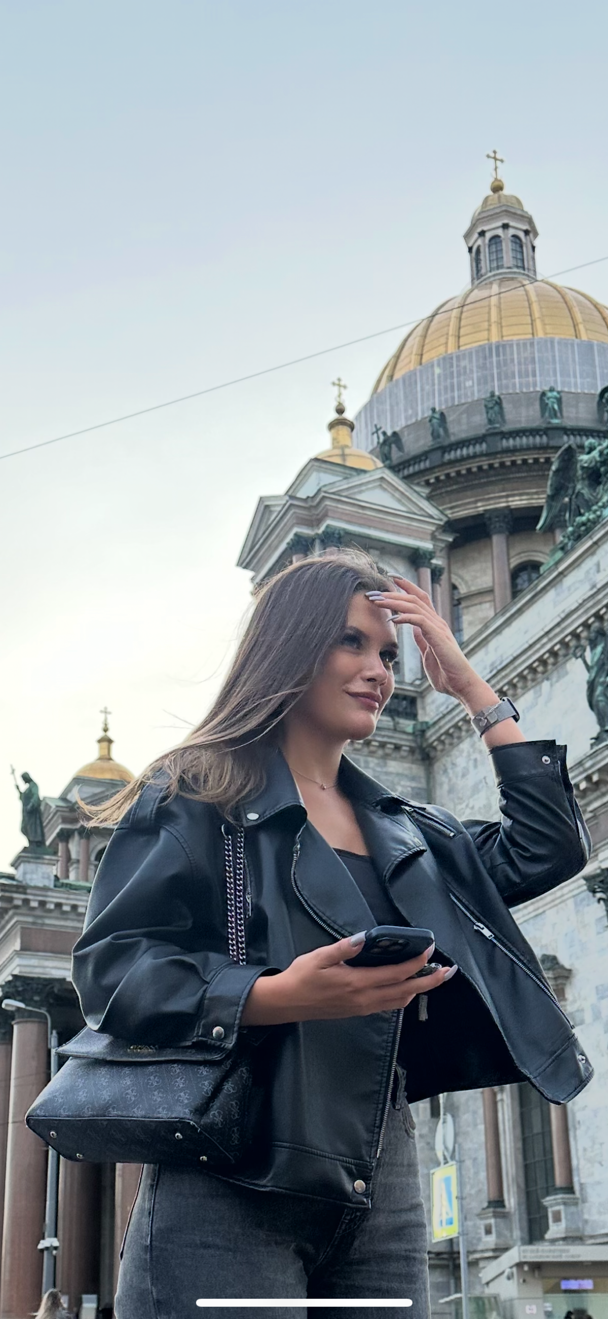 Зашла в «Сетку» — и сразу захотелось начать с честного и тёплого: рада новым знакомствам, обмену опытом и полезным разговорам | Сетка — социальная сеть от hh.ru