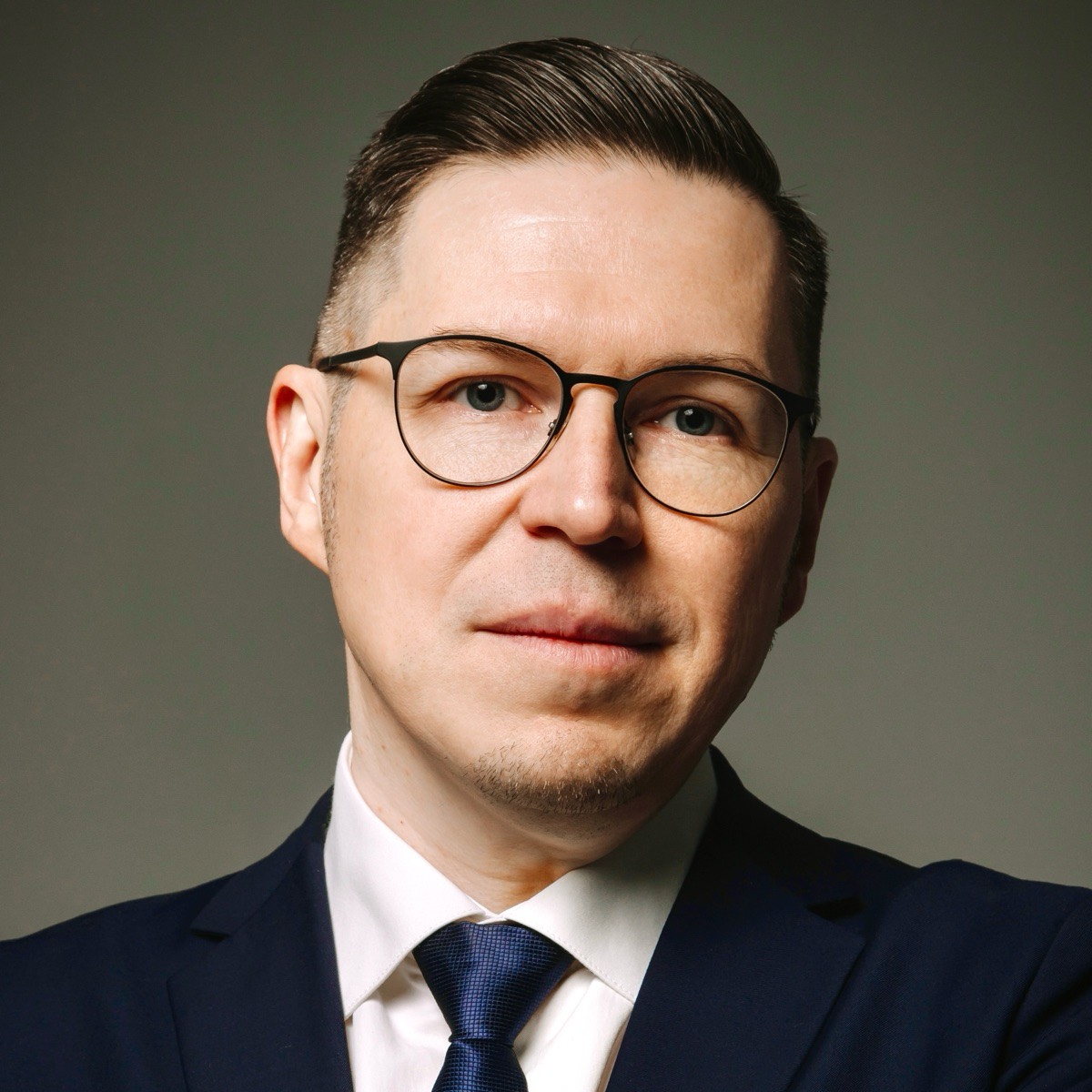 Артем Устюжанин