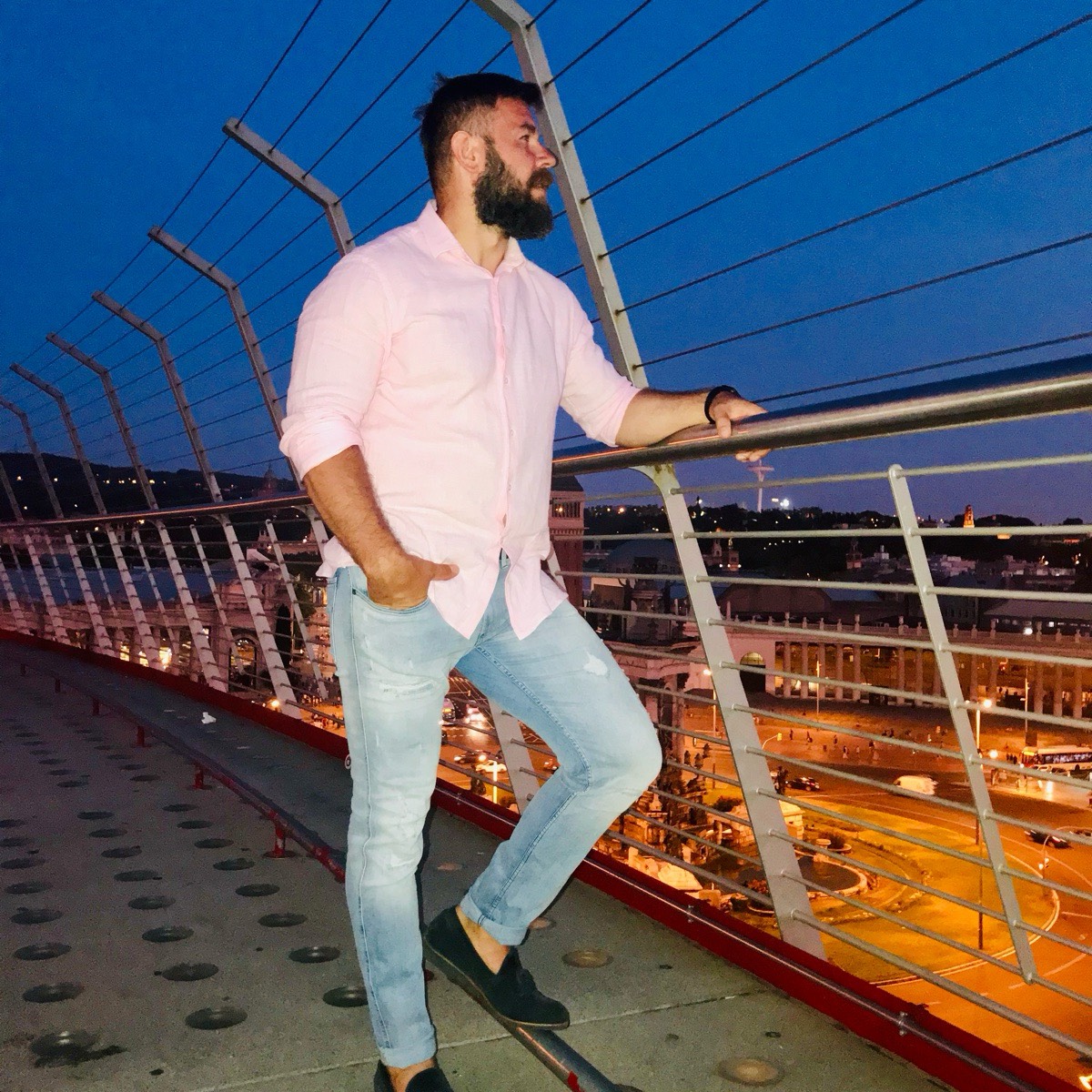 Андрей Андреев