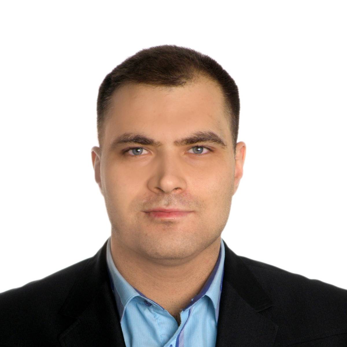Алексей Плахов