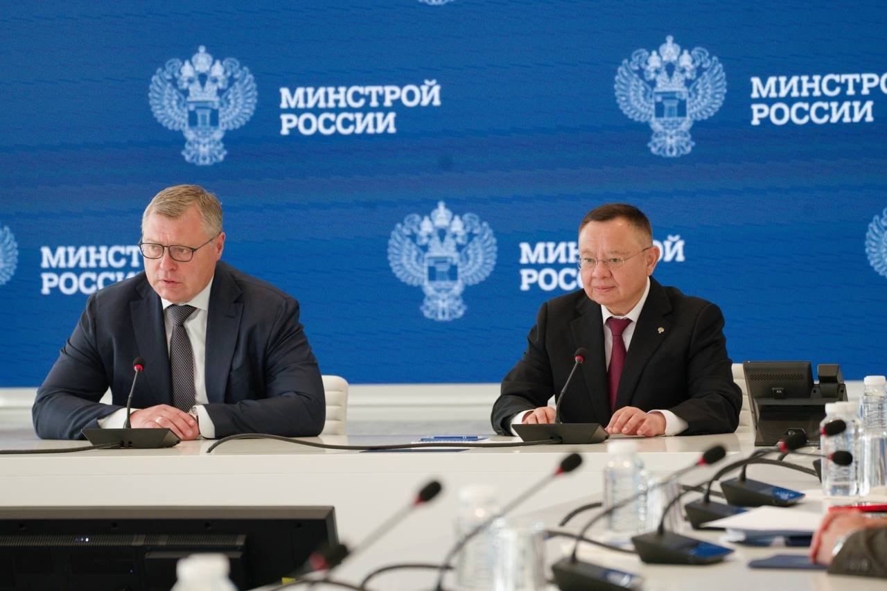 В Минстрое России состоялось награждение за эффективное содействие развитию строительной отрасли Астраханской области
Губернатор Астраханской области Игорь Бабушкин наградил Министра строительства и Ж... | Сетка — социальная сеть от hh.ru
