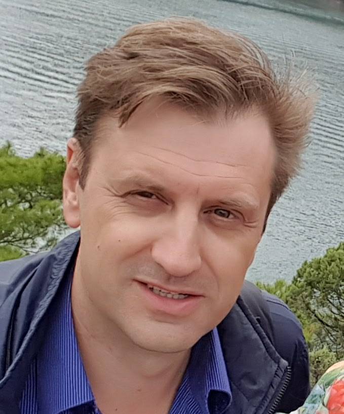 Анатолий Хлуднев