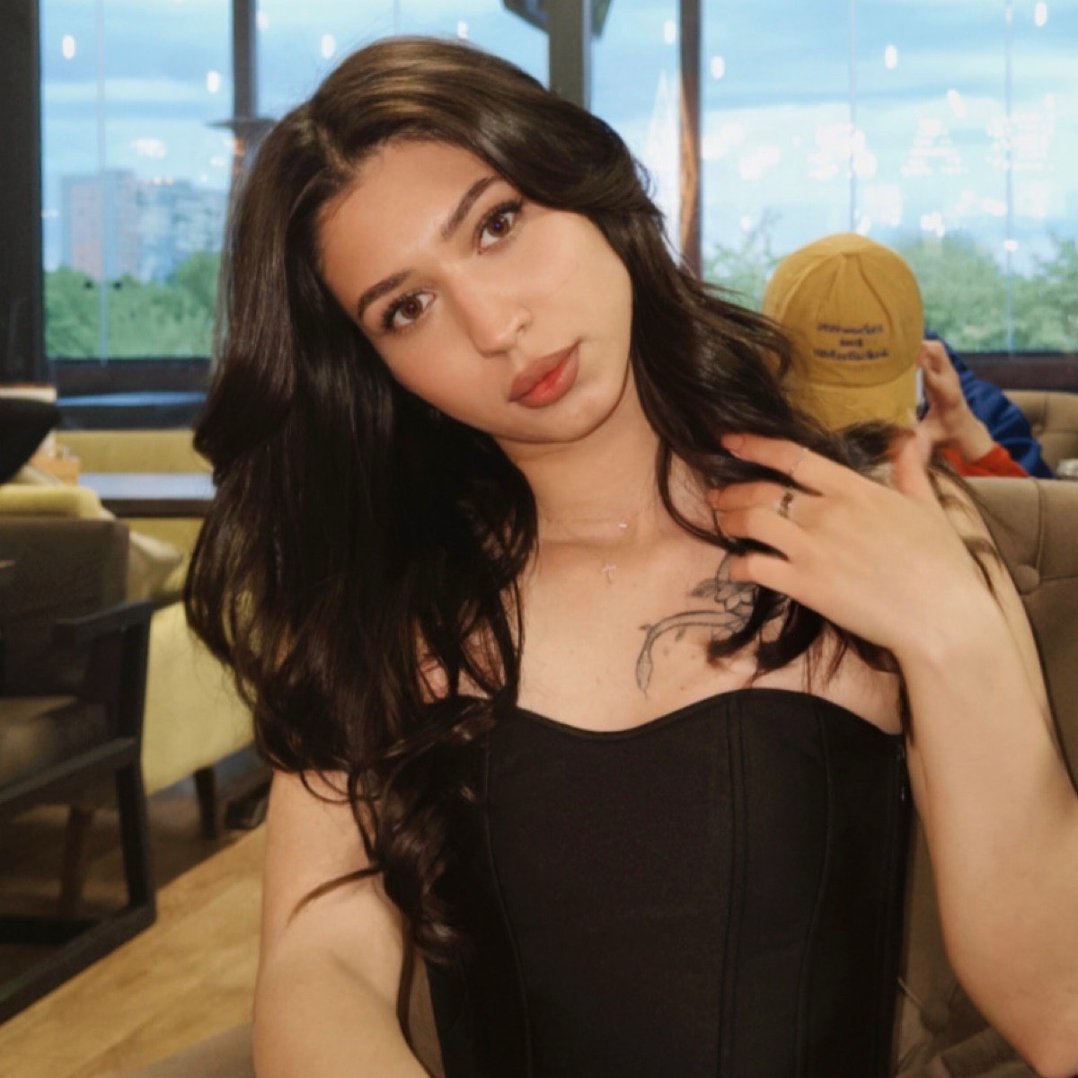 Анжела Тенишева