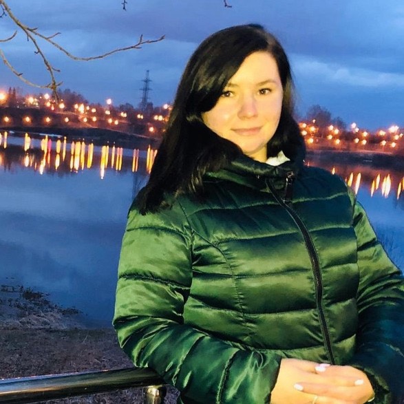 Илона Иванова