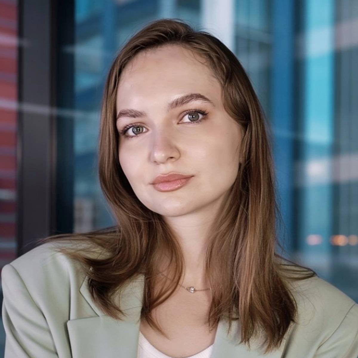 Елена Брагина | Сетка — социальная сеть от hh.ru