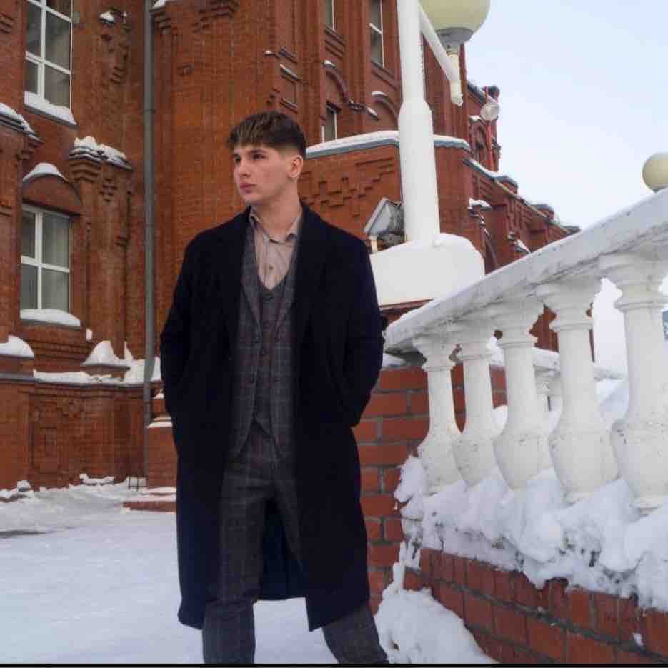 Евгений Михайлов