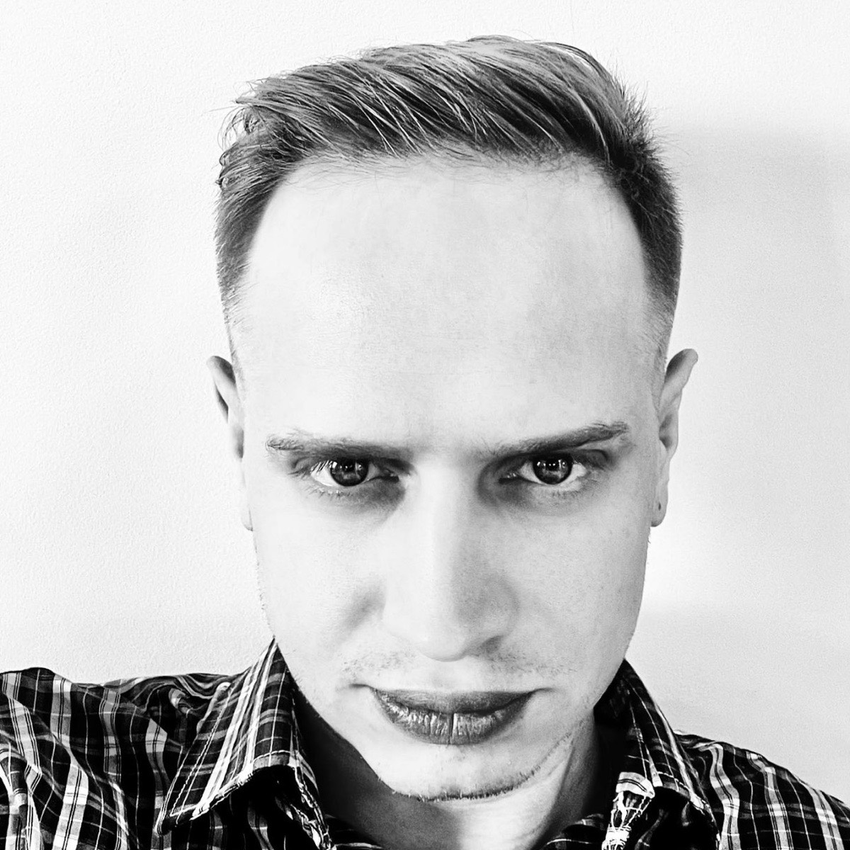 Олег Песочинский | Сетка — социальная сеть от hh.ru