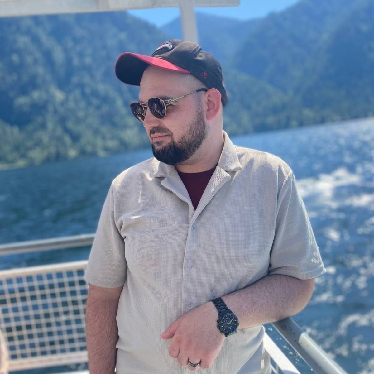 Network member avatar