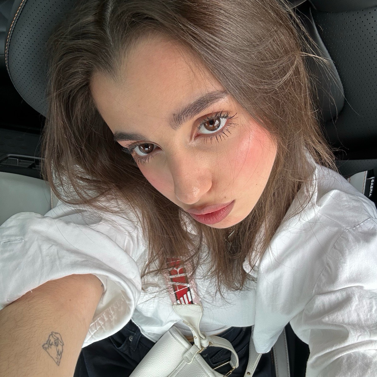 Алина Абдулатипова | Сетка — социальная сеть от hh.ru