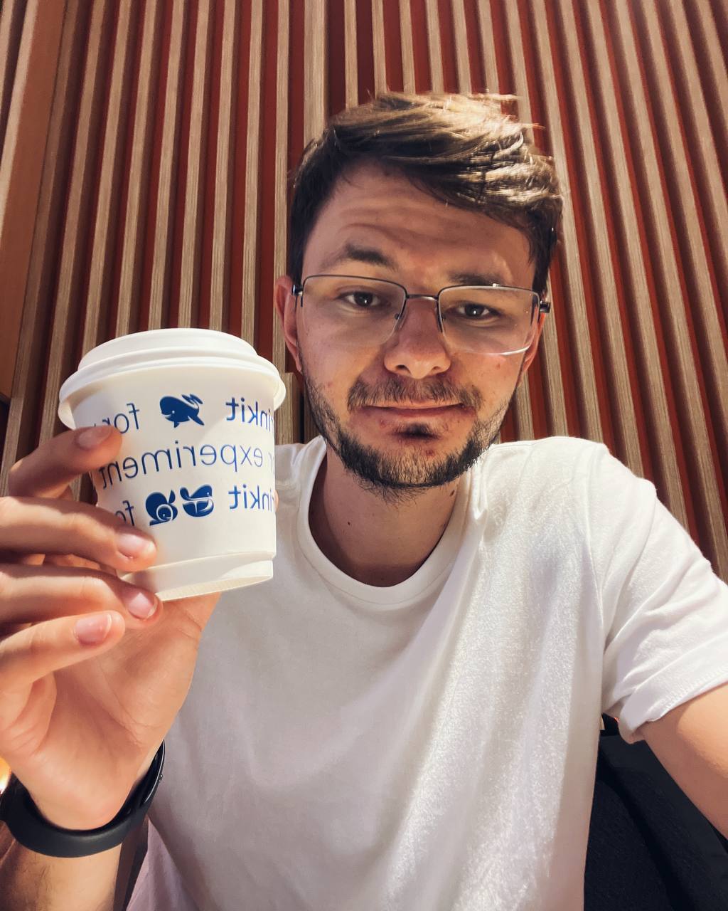 Я спасал людей от мошенников в Facebook за €65k. А сейчас платят в 2 раза больше за кофе и TikTok | Сетка — социальная сеть от hh.ru