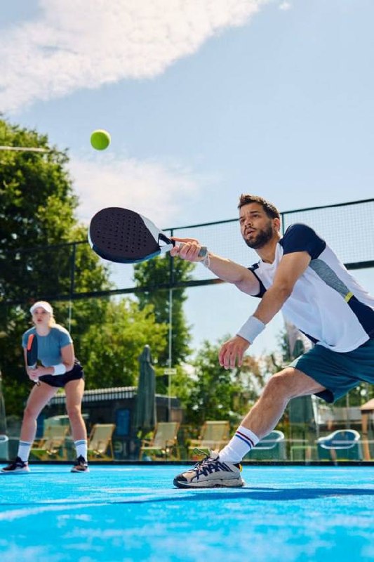 🎾 6 бесплатных кортов для падела откроются 1 августа
Ежедневно, кроме понедельника
В пункте проката можно взять ракетки, мячи. Отличная возможность бесплатно поиграть опытным ребятам, сняв корт | Сетка — социальная сеть от hh.ru
