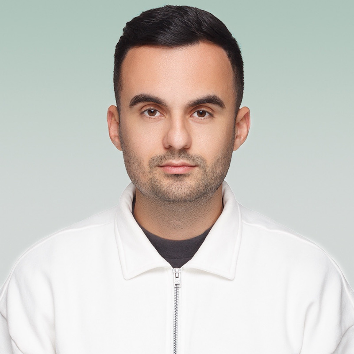 Артём Акопян | Сетка — социальная сеть от hh.ru