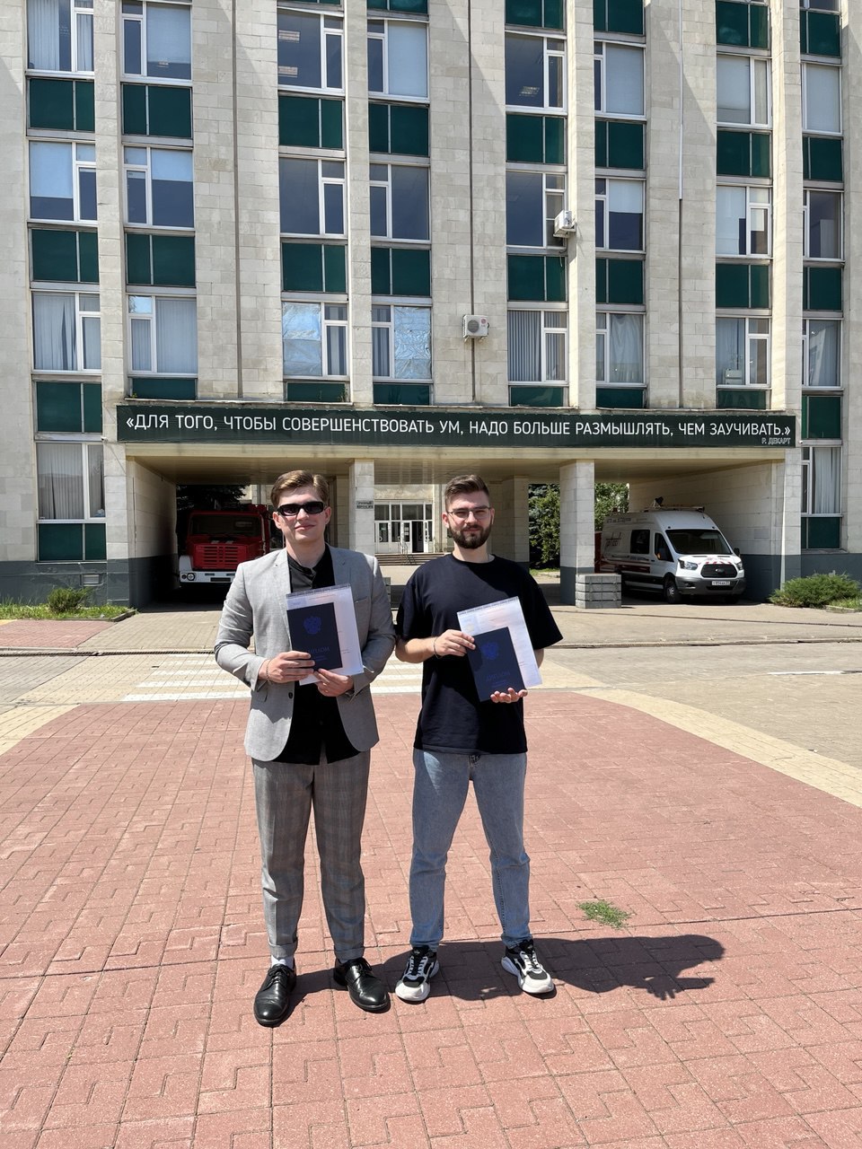 БАКАЛАВРСКАЯ ВКР
🧑‍🎓 Принял решение обнародовать свою бакалаврскую выпускную квалификационную работу на тему "Разработка автоматизированного электропривода экспериментального ленточного конвейера" | Сетка — социальная сеть от hh.ru