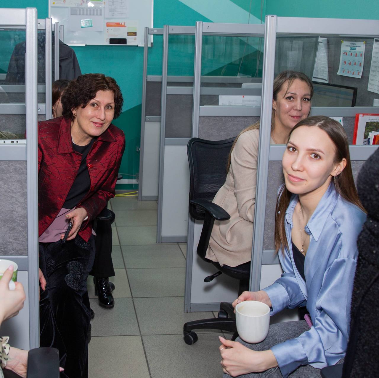 В нашей компании «Сенсум» мы заботимся о наших сотрудниках и стремимся создать комфортную и поддерживающую атмосферу! 💼
Помимо полного соблюдение ТК РФ, компания дает возможность расслабиться и восста... | Сетка — социальная сеть от hh.ru