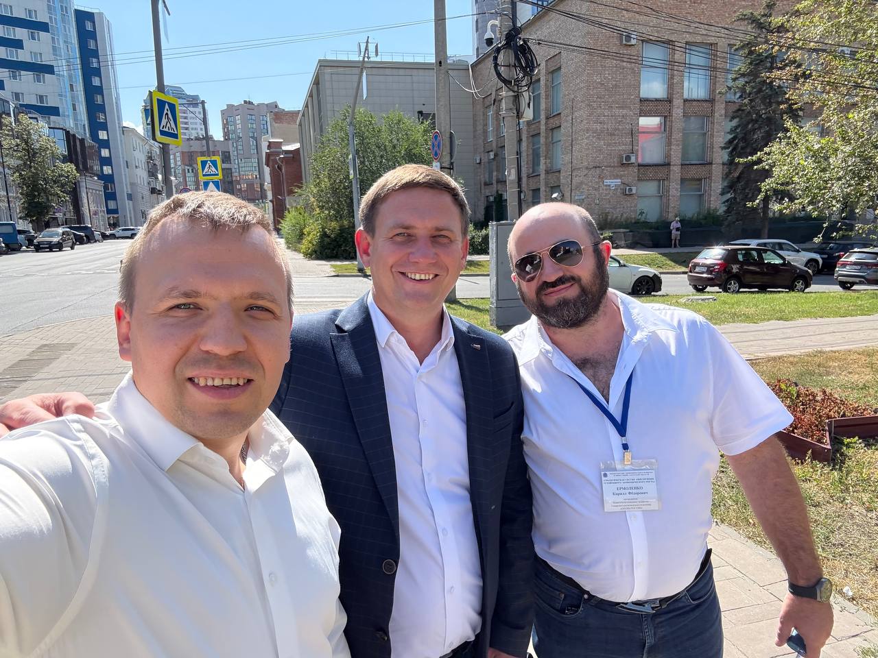 🎯 Сегодня принял участие в стратегической сессии «Обеспечение устойчивого экономического роста».
На площадке собрались ключевые представители бизнеса, власти и образования Самарской области | Сетка — социальная сеть от hh.ru