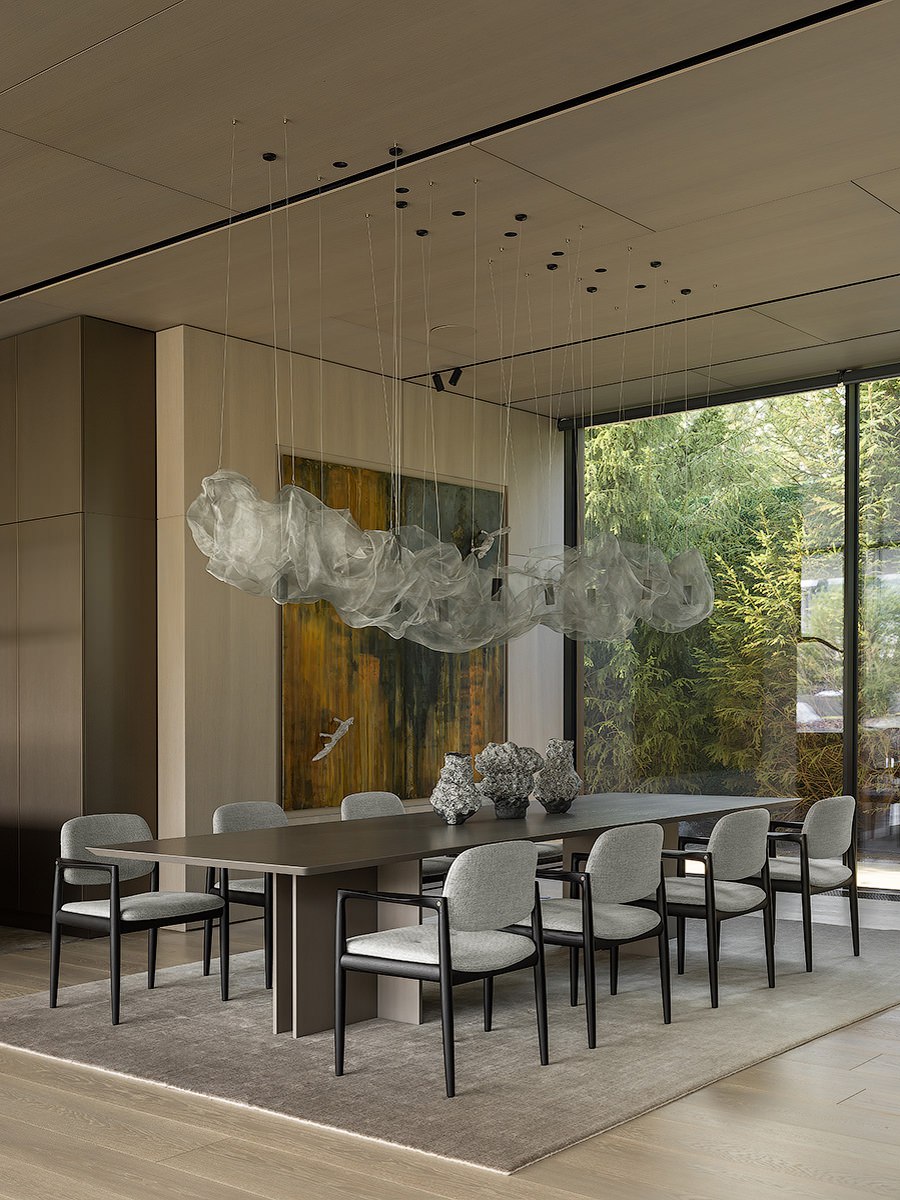 Архитектор Александра Фёдорова показала WA свой новый проект — виллу, построенную на продажу, но изобилующую уникальными деталями, созданными специально для этого проекта. Уже на сайте wajournal | Сетка — социальная сеть от hh.ru