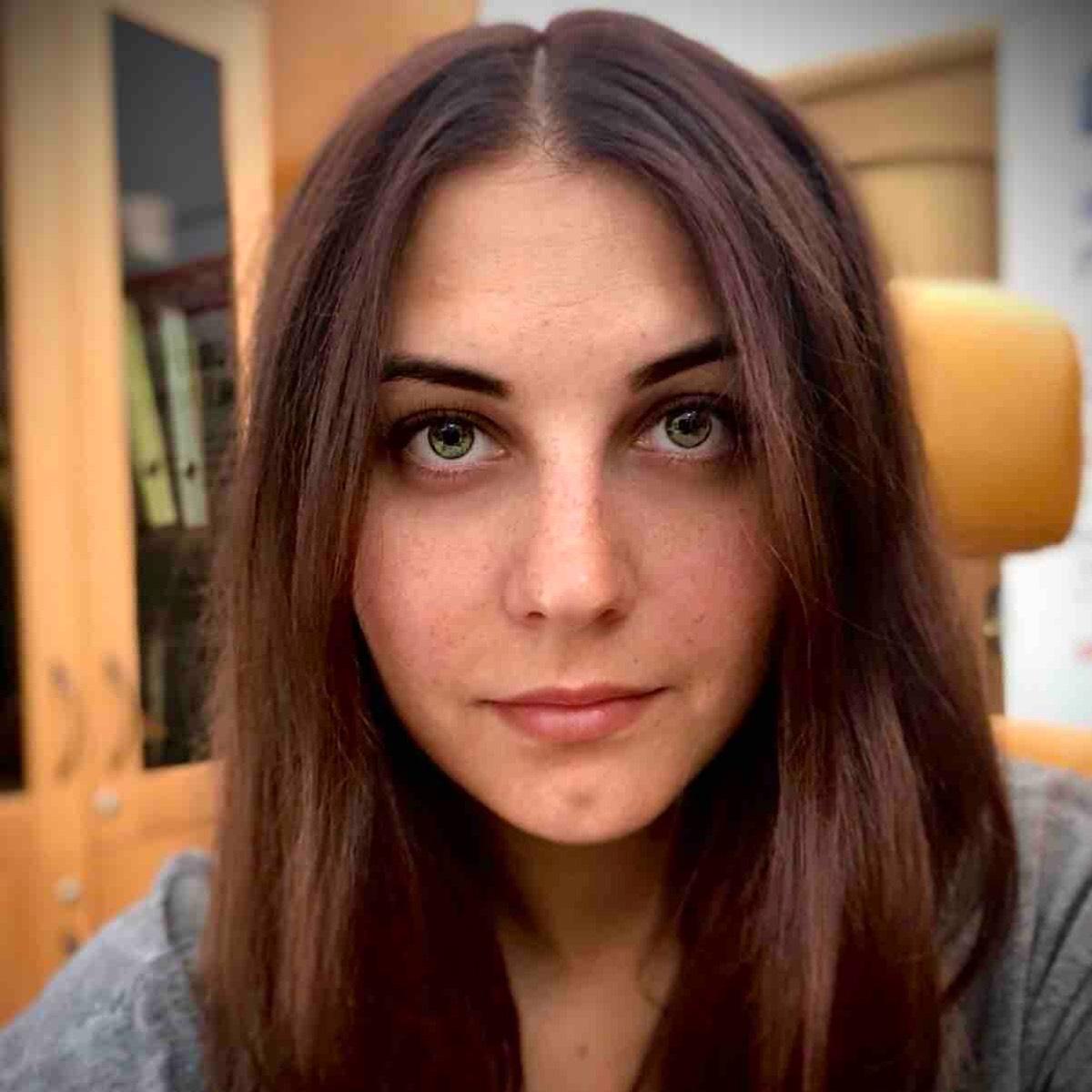 Анна Заваруева
