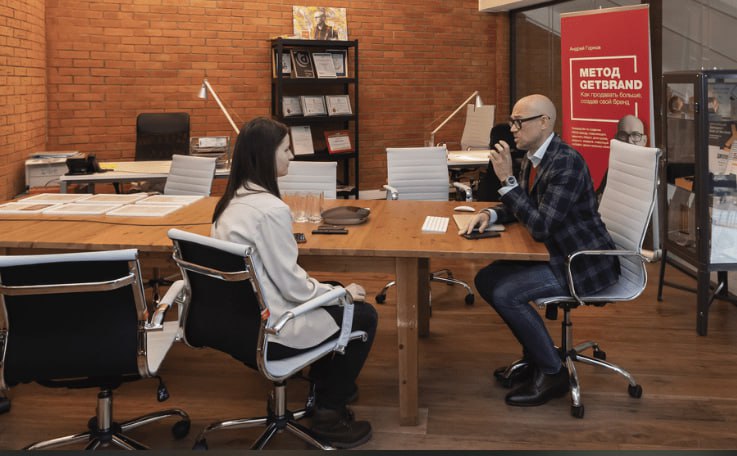 Getbrand отрестайлились.
Забежал на сайт к агентству Getbrand, а у них рестайлинг. Прикольно, потому что нас самих ждёт накануне тоже самое | Сетка — социальная сеть от hh.ru