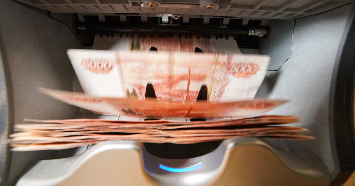 💵 99,4 тыс рублей составила средняя зарплата в России — Росстат
Это данные до вычета налога. В 2023 году этот показатель составлял 72,5 тыс. рублей.
Ставропольцы, а вы тоже внезапно разбогатели?😁 | Сетка — социальная сеть от hh.ru