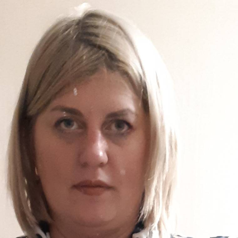 Алена Громова