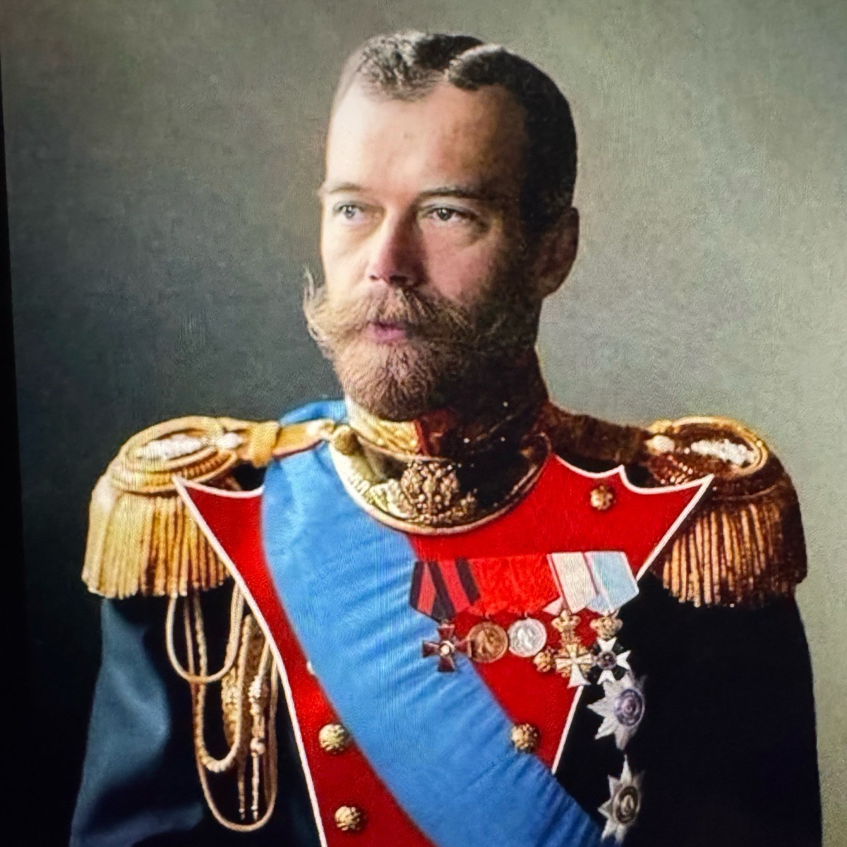 Евгений Новиков