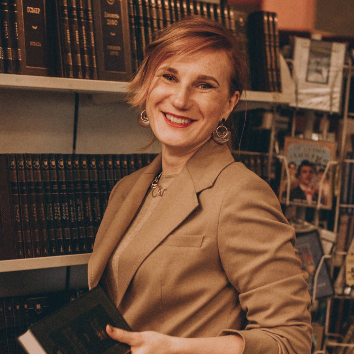 Лариса Лахина