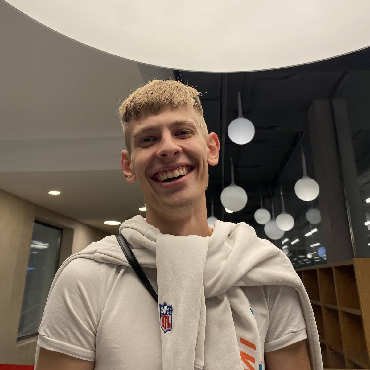 Эдуард Мышейкин