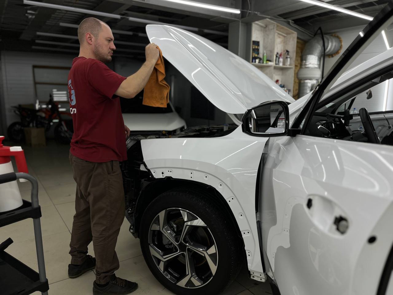 Профессиональный уход за вашим автомобилем в детейлинг-студии A3 | Сетка — социальная сеть от hh.ru