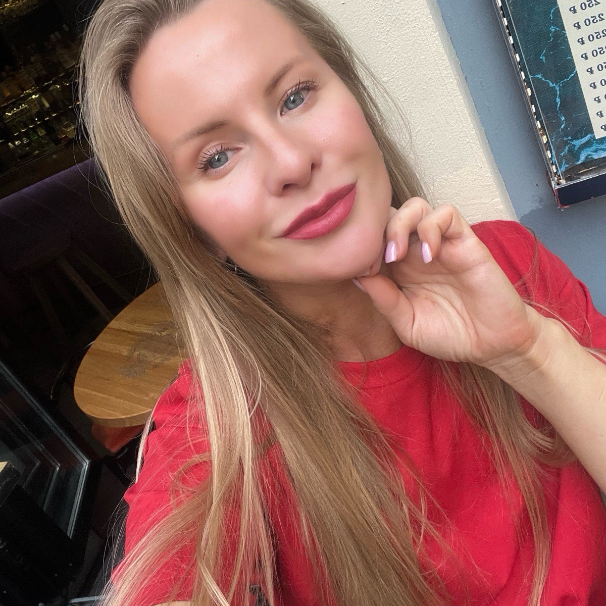 Юлия Плужникова | Сетка — социальная сеть от hh.ru