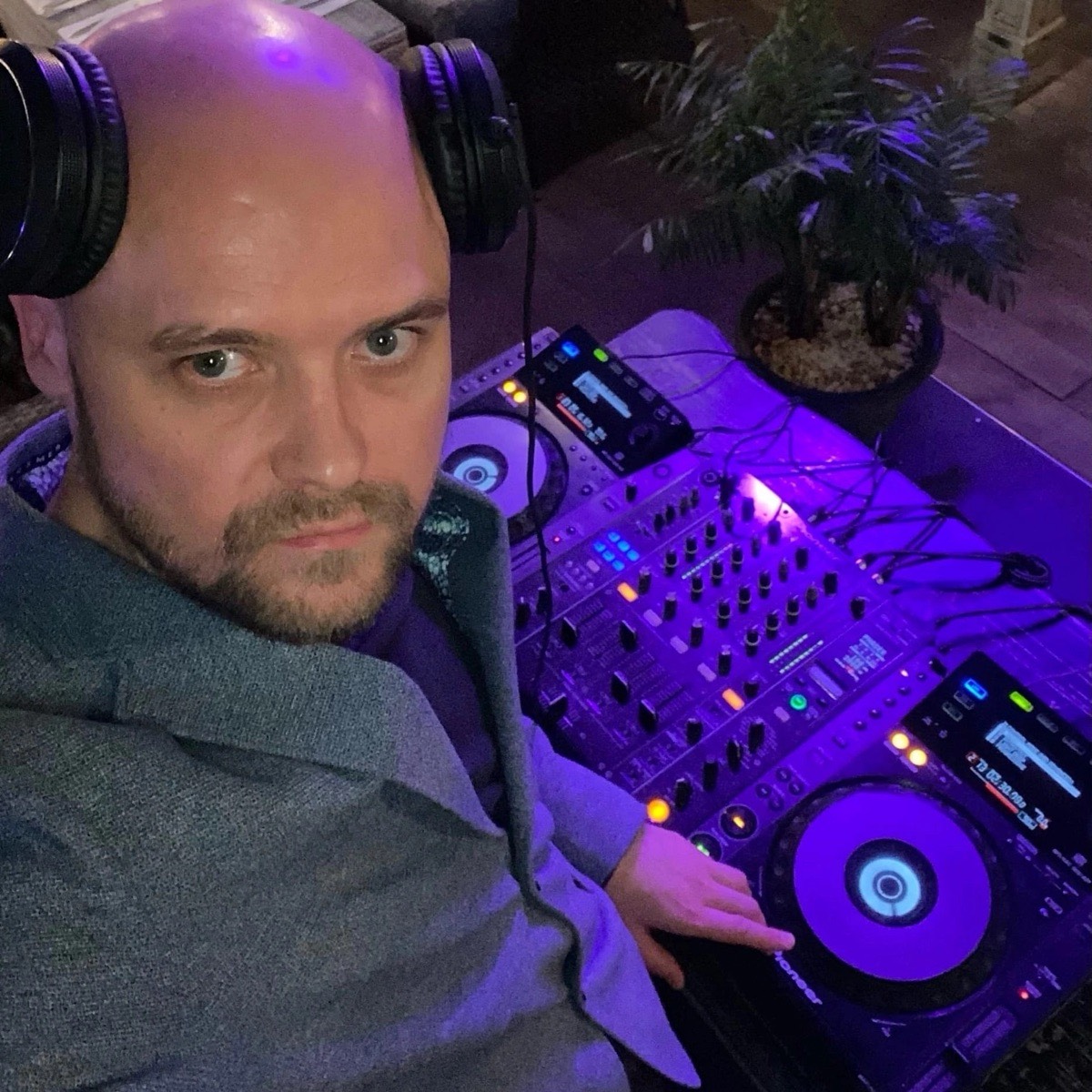 Dj Ronin