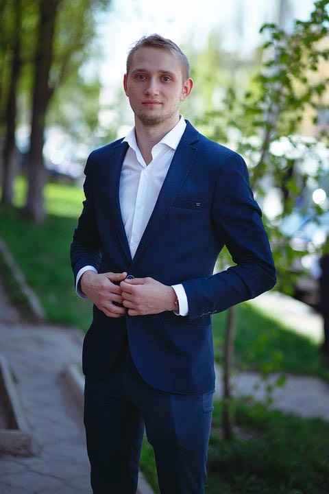 Антон Сафронов