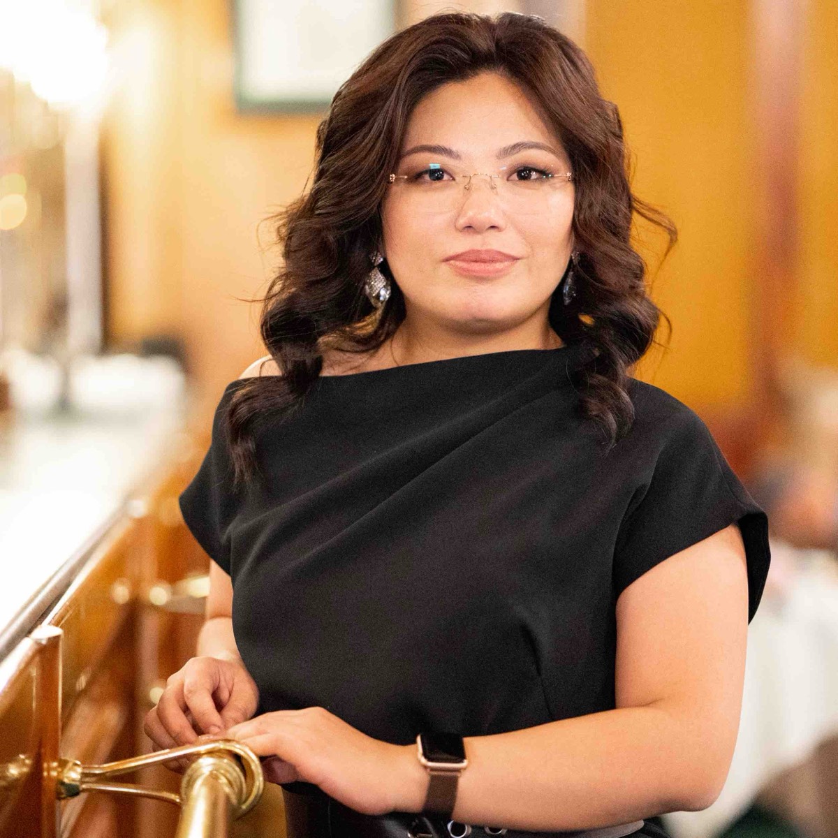 Элина Ким