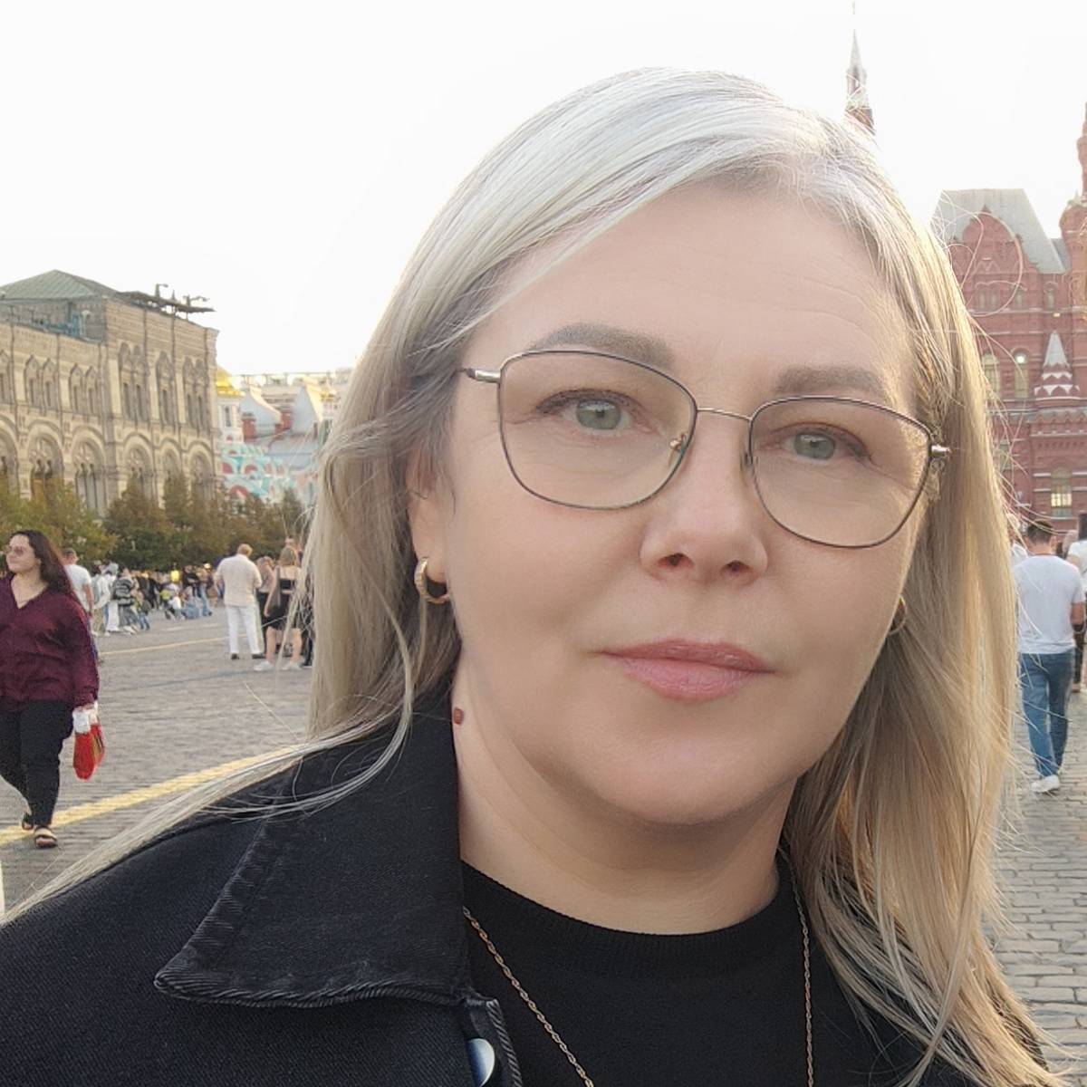 Елена Головачева