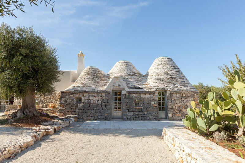 Villas Castles And Trulli Private Stays
Trullo Agathea
The Traditional Trullo: Trullo Agathea
Amid the low hills and ancient olive groves of Puglia’s Valle d’Itria is a unique architectural structure ... | Сетка — социальная сеть от hh.ru