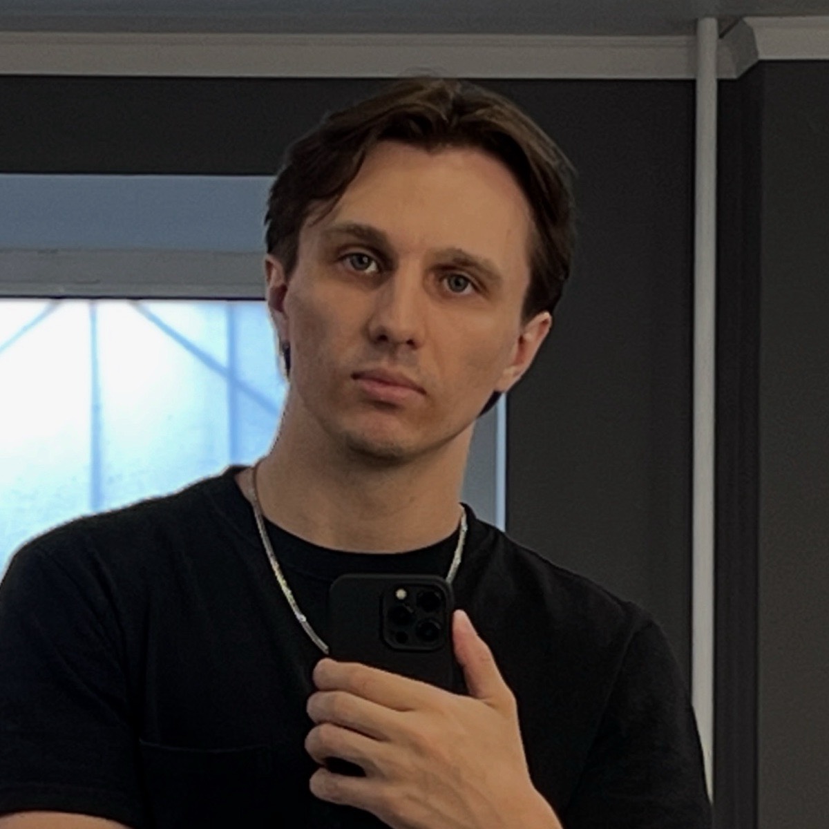 Евгений Ужакин