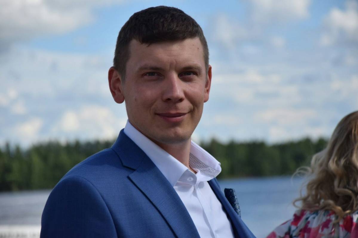 Андрей Фролов