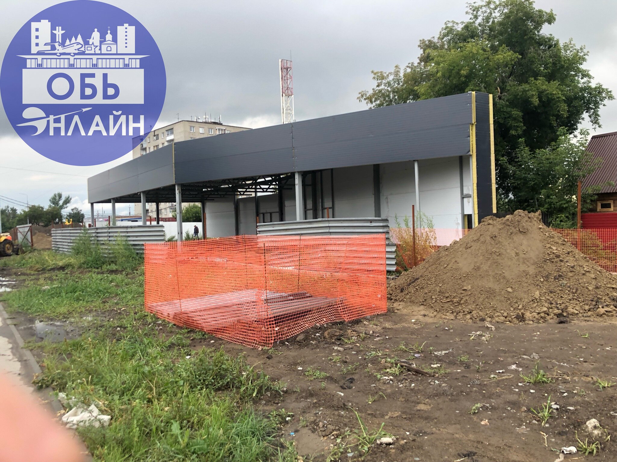 ↗ Новый «сарай-амбар-ангар» под магазины почти готов. Красиво будет, зато.
vk.com
Подробнее на https://vk.com/ob.gorod
#городобь #городобьонлайн #толмачево | Сетка — социальная сеть от hh.ru
